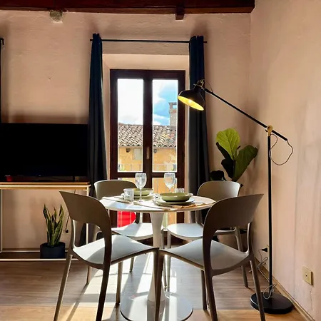 Casetta Al Piazzo * Biella